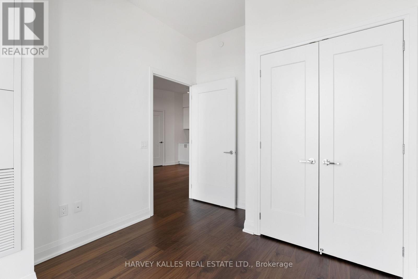 707 - 293 THE KINGSWAY