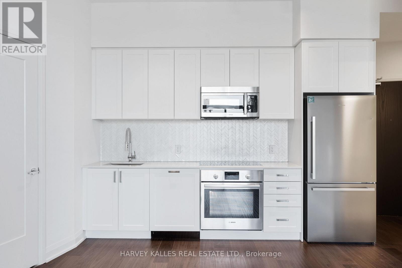 707 - 293 THE KINGSWAY