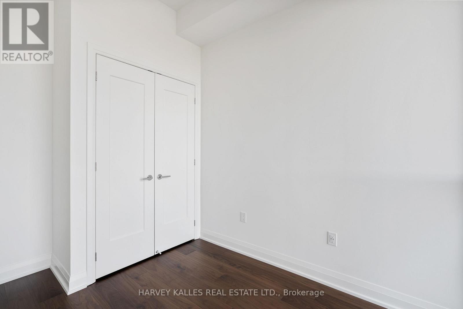 707 - 293 THE KINGSWAY