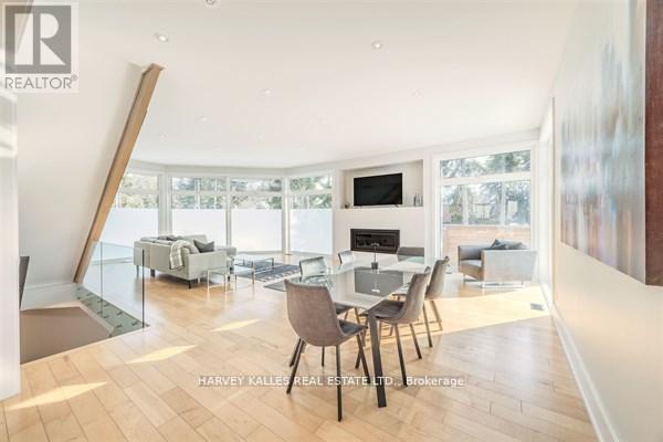 3279 LAKESHORE ROAD