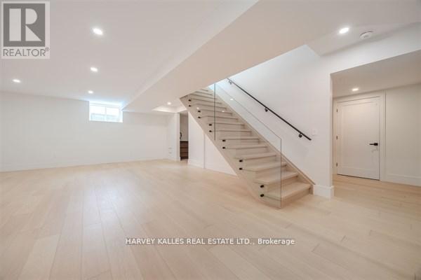 3279 LAKESHORE ROAD
