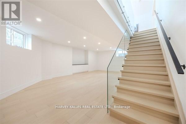 3279 LAKESHORE ROAD