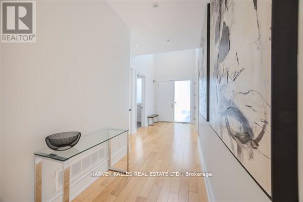 3279 LAKESHORE ROAD