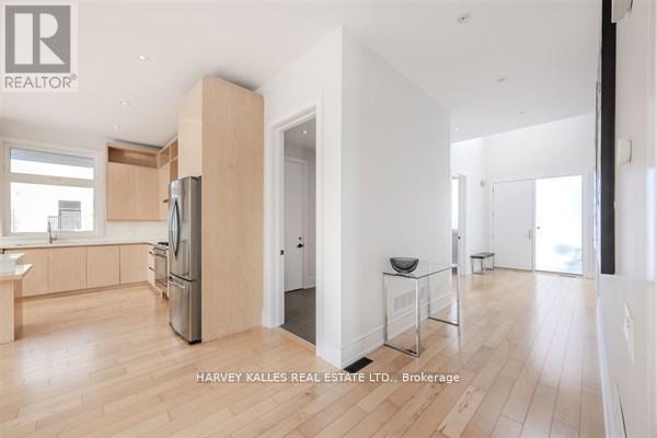 3279 LAKESHORE ROAD