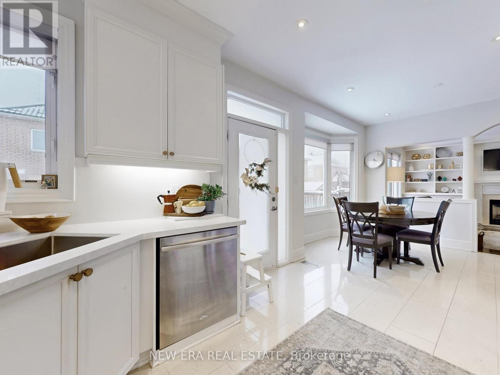 57 HAWKRIDGE TRAIL