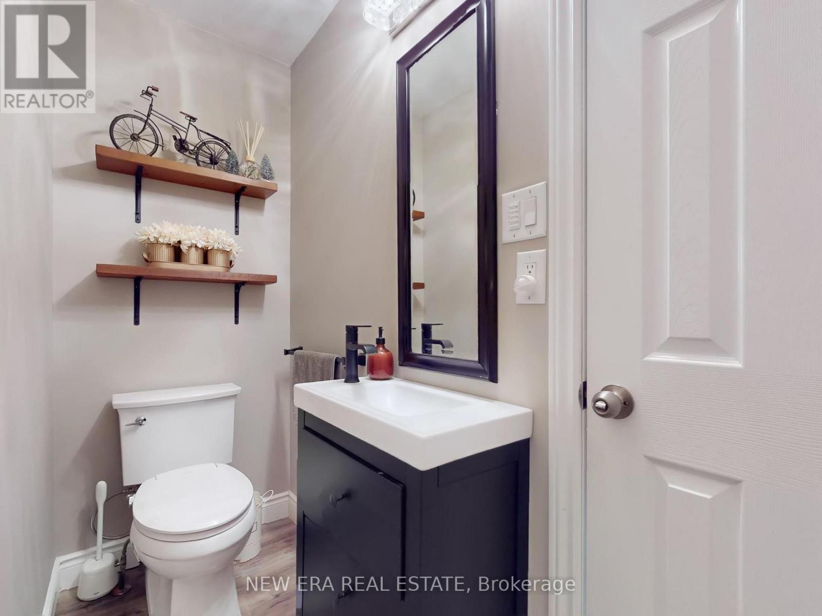 7189 JOLIETTE CRESCENT