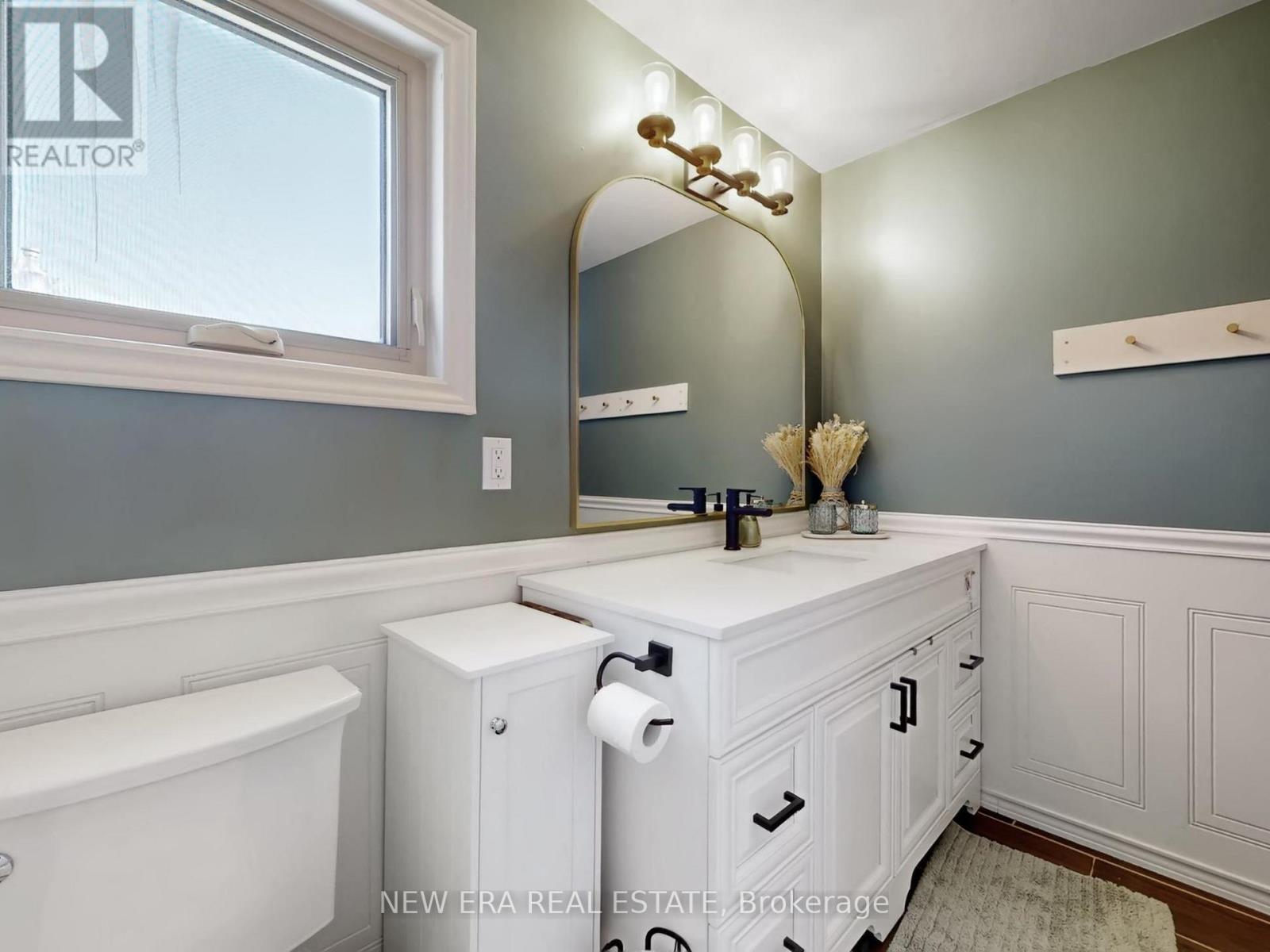 7189 JOLIETTE CRESCENT