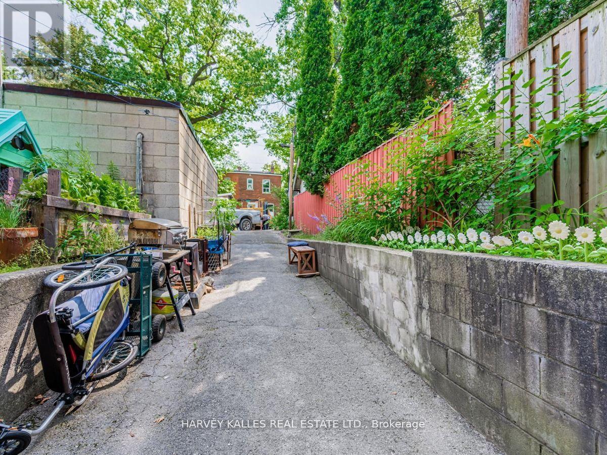 103 & 105 GILMOUR AVENUE