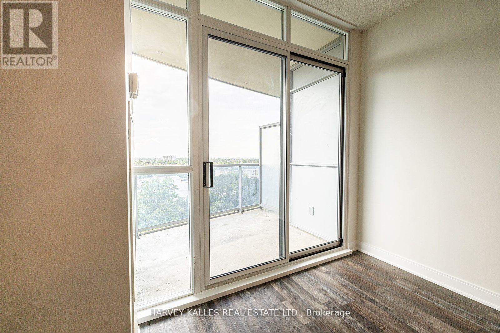 910 - 80 ABSOLUTE AVENUE