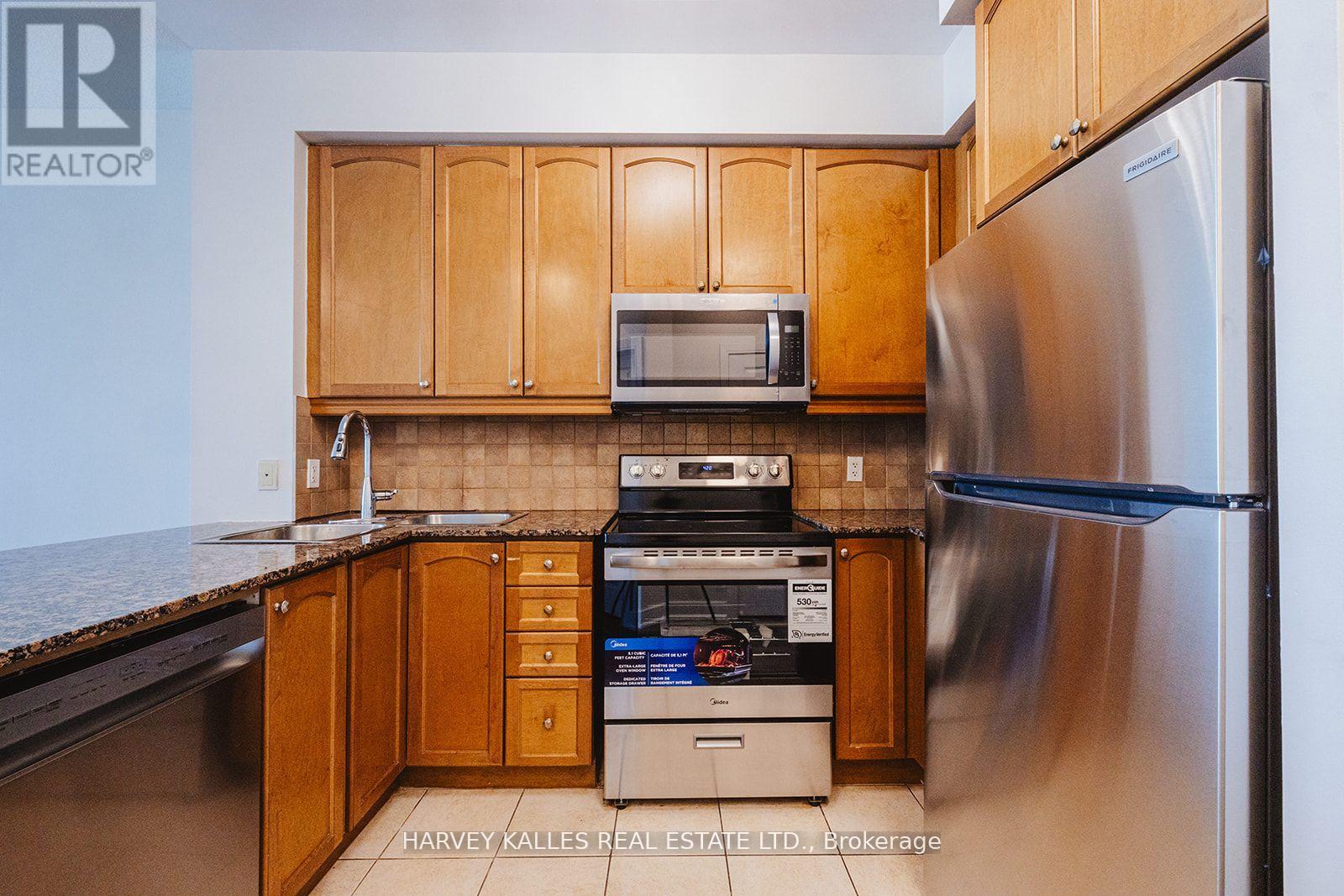910 - 80 ABSOLUTE AVENUE
