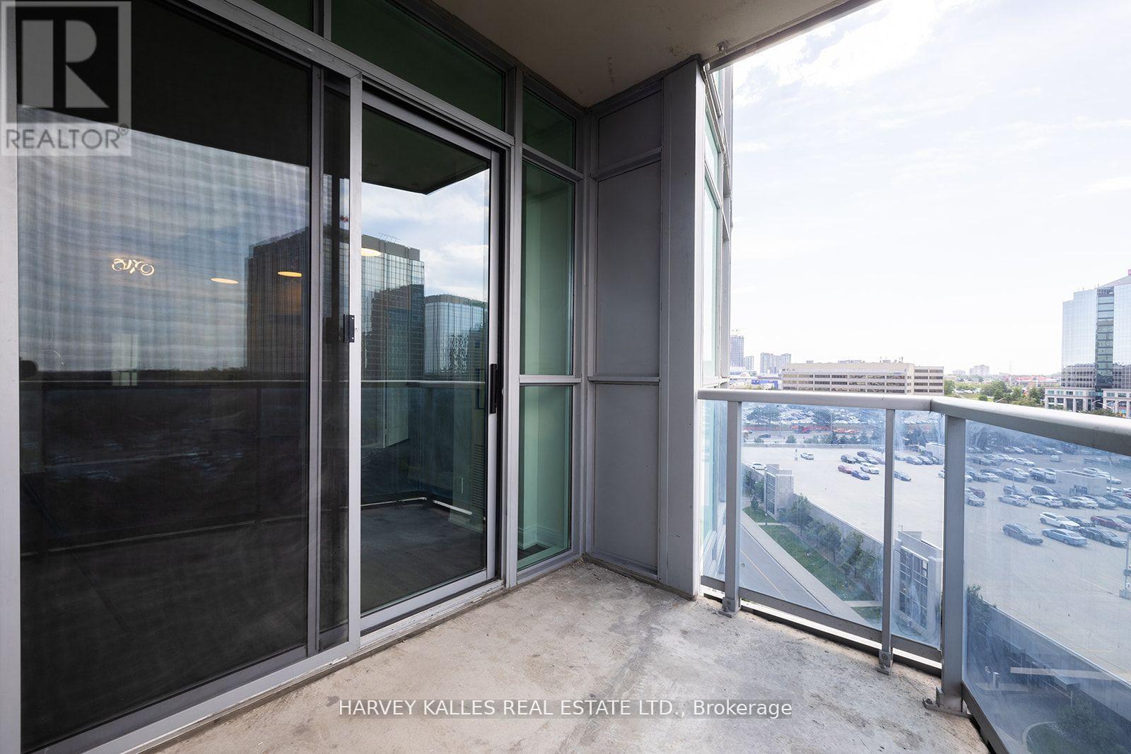 910 - 80 ABSOLUTE AVENUE