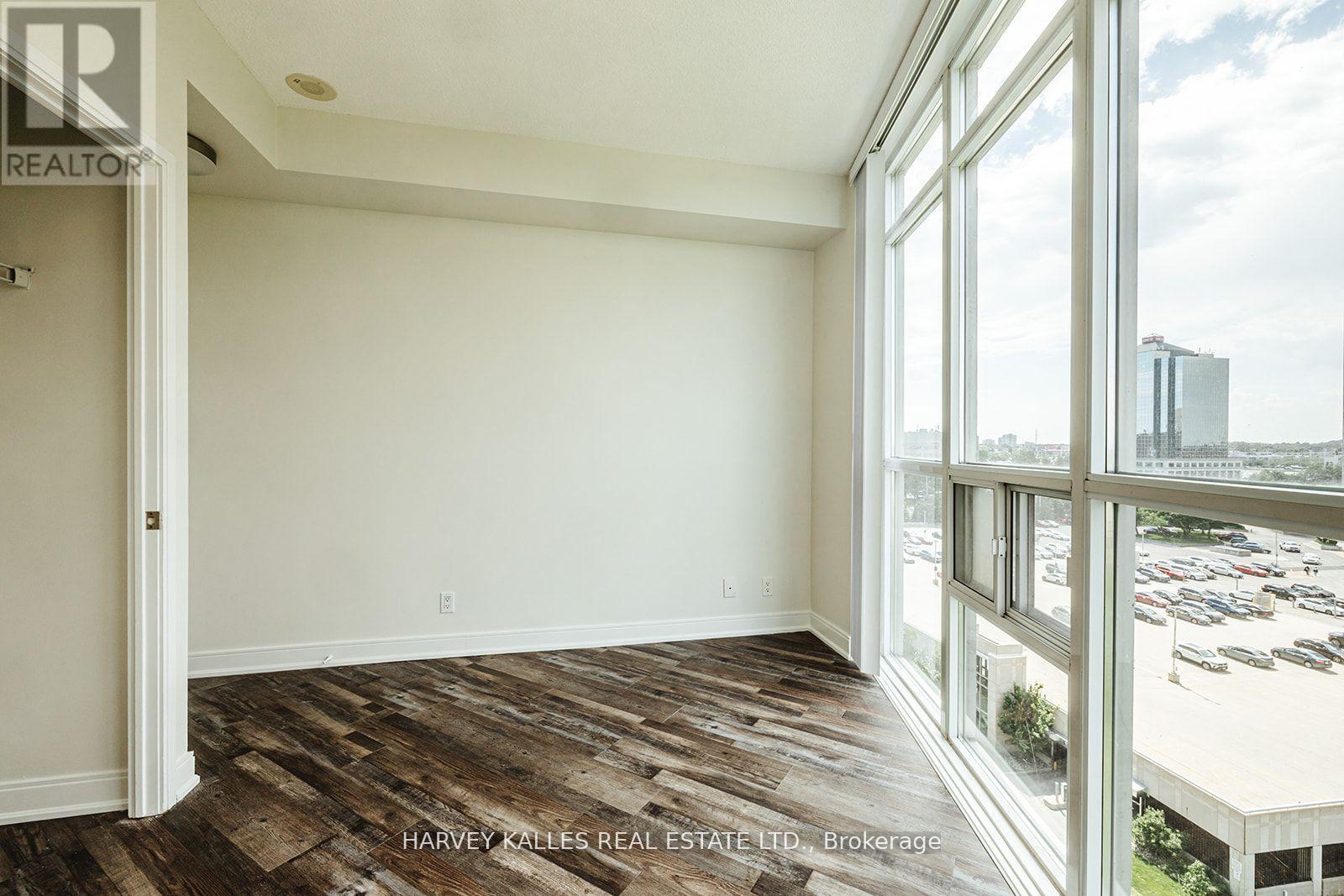 910 - 80 ABSOLUTE AVENUE