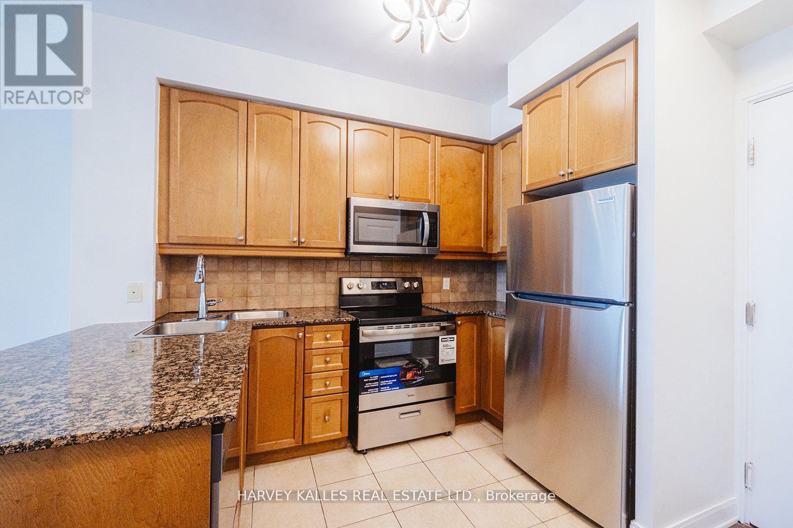 910 - 80 ABSOLUTE AVENUE