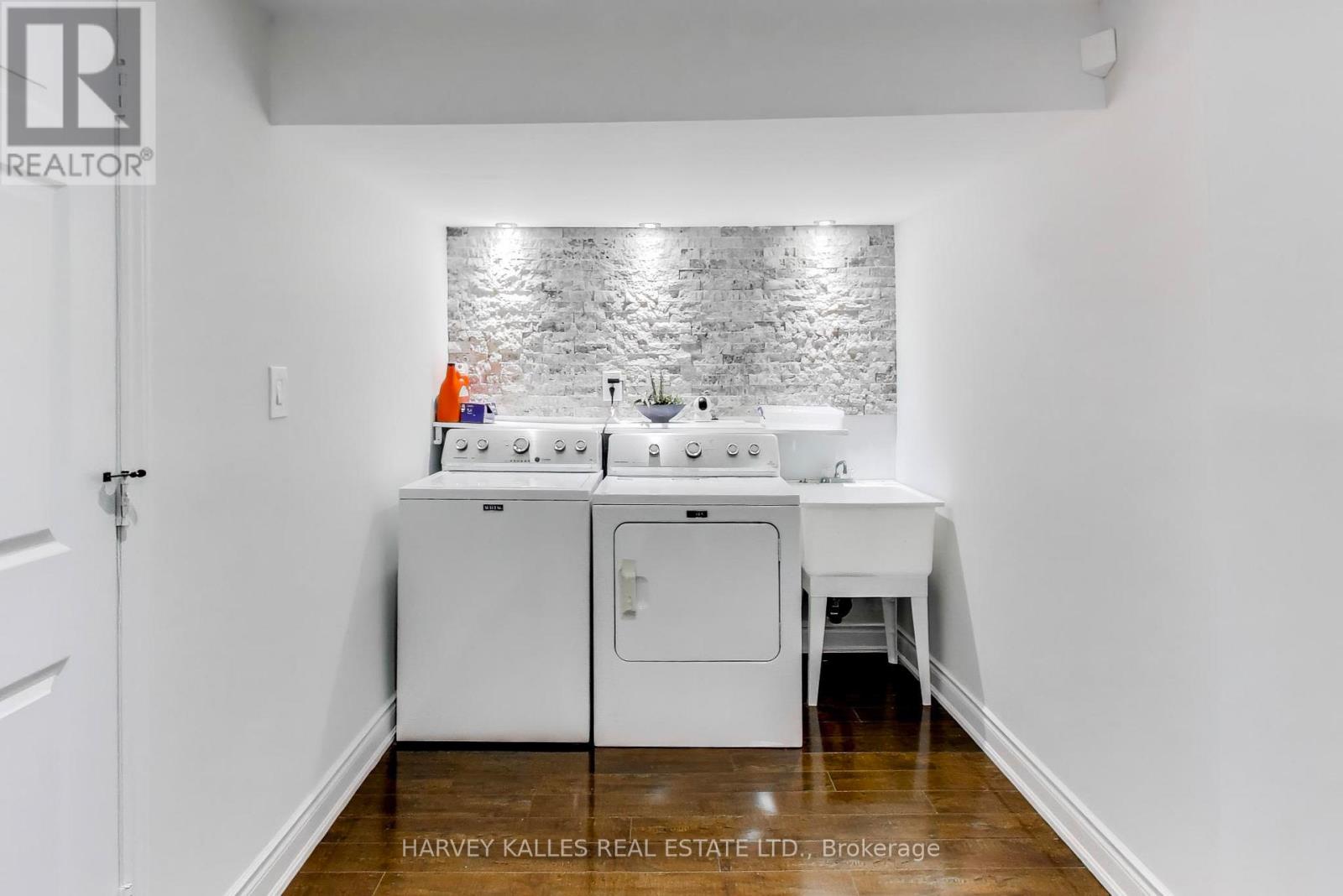 136 DEGRASSI COVE CIRCLE