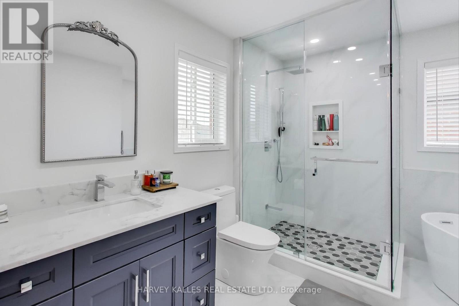 136 DEGRASSI COVE CIRCLE