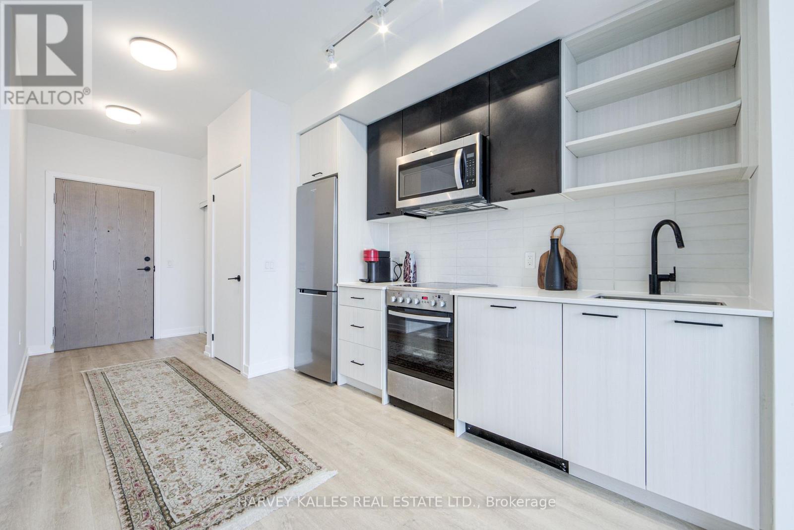 1001 - 2300 ST CLAIR AVENUE W