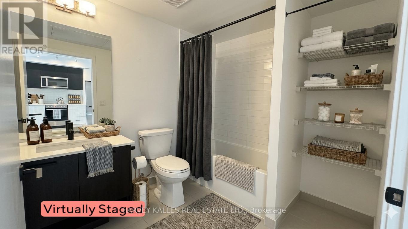 1001 - 2300 ST CLAIR AVENUE W