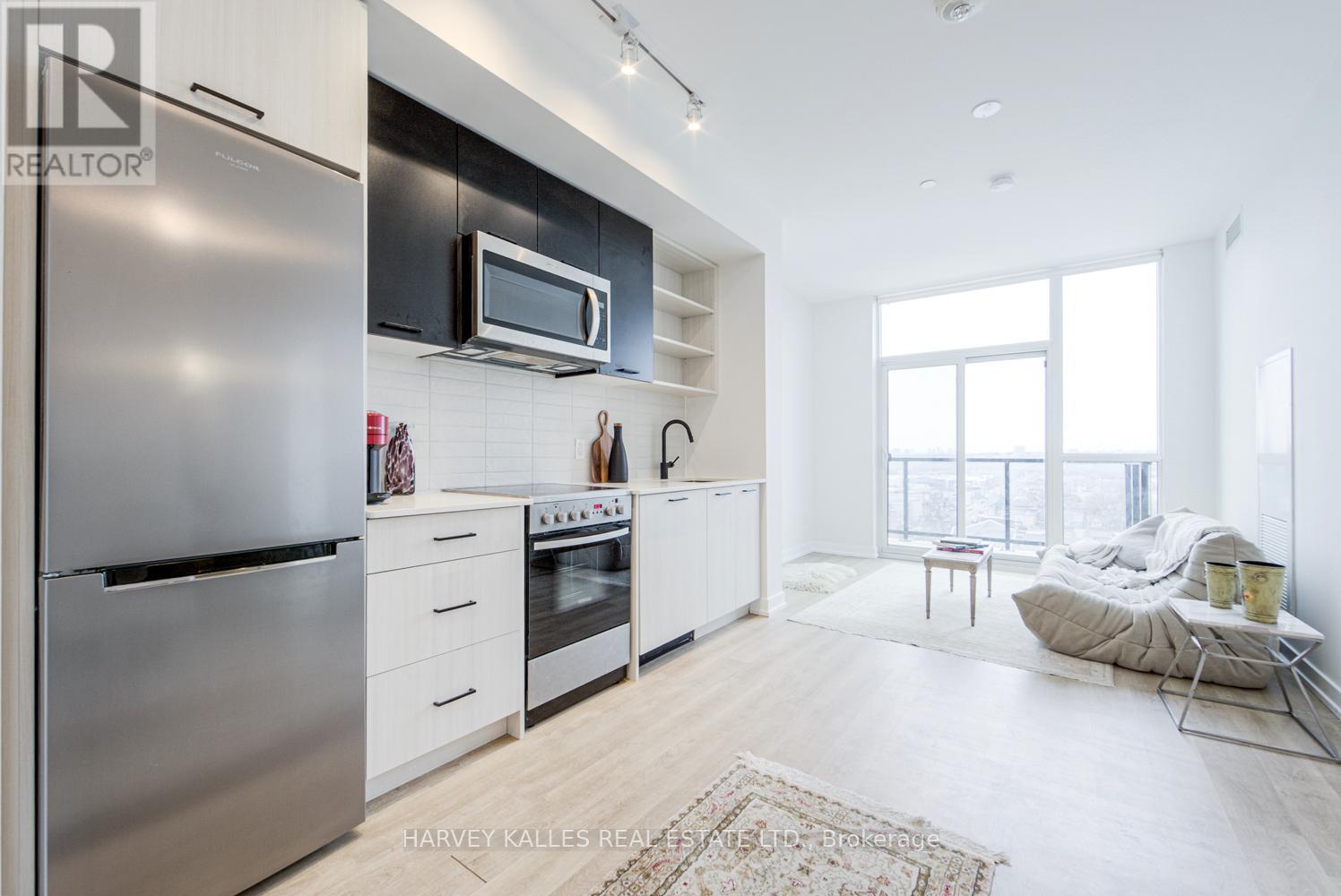 1001 - 2300 ST CLAIR AVENUE W