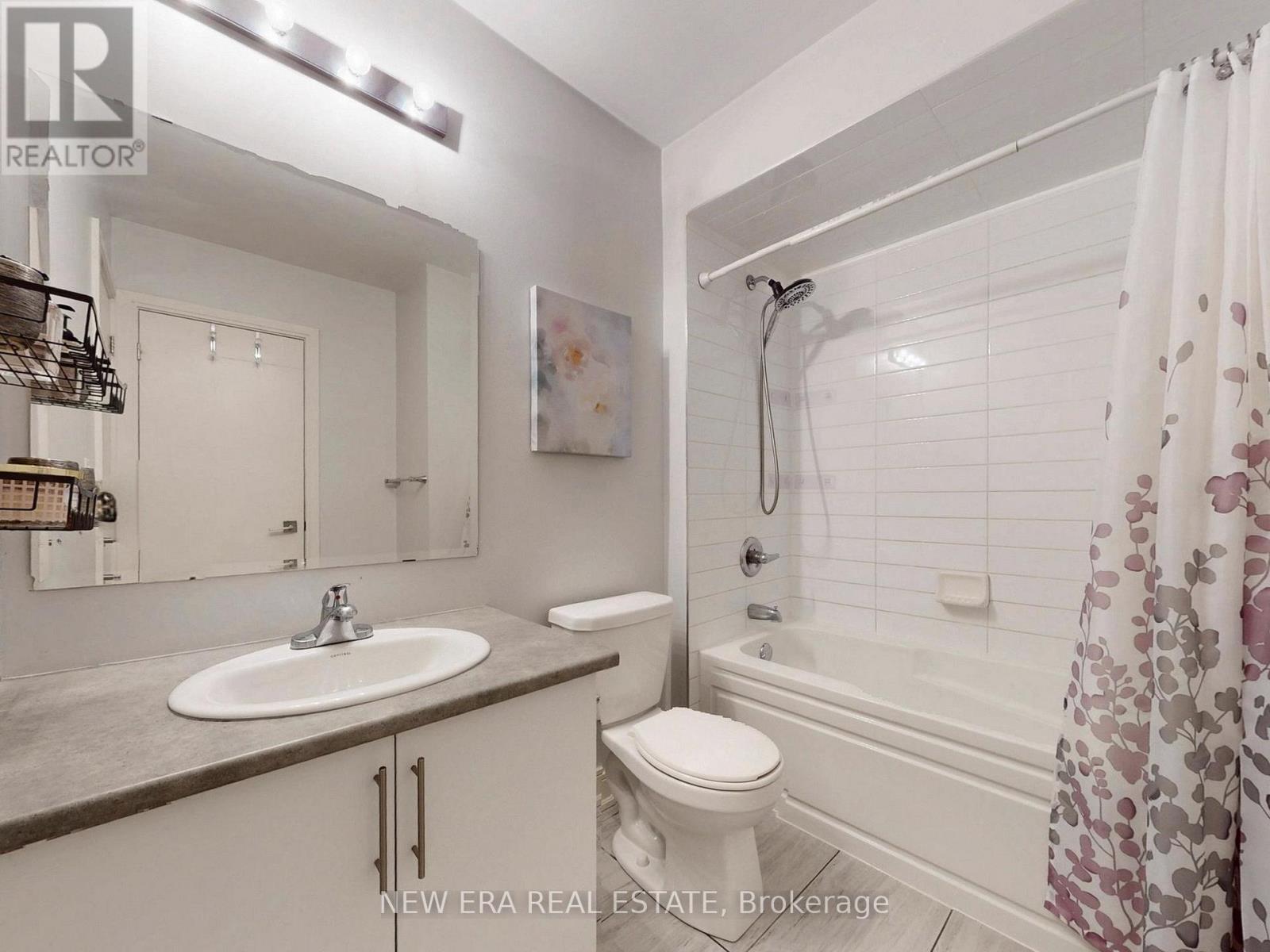 12 - 100 DUFAY ROAD