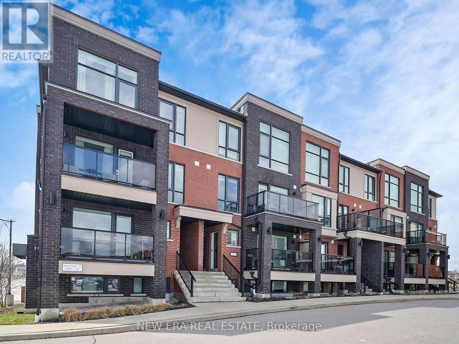 12 - 100 DUFAY ROAD