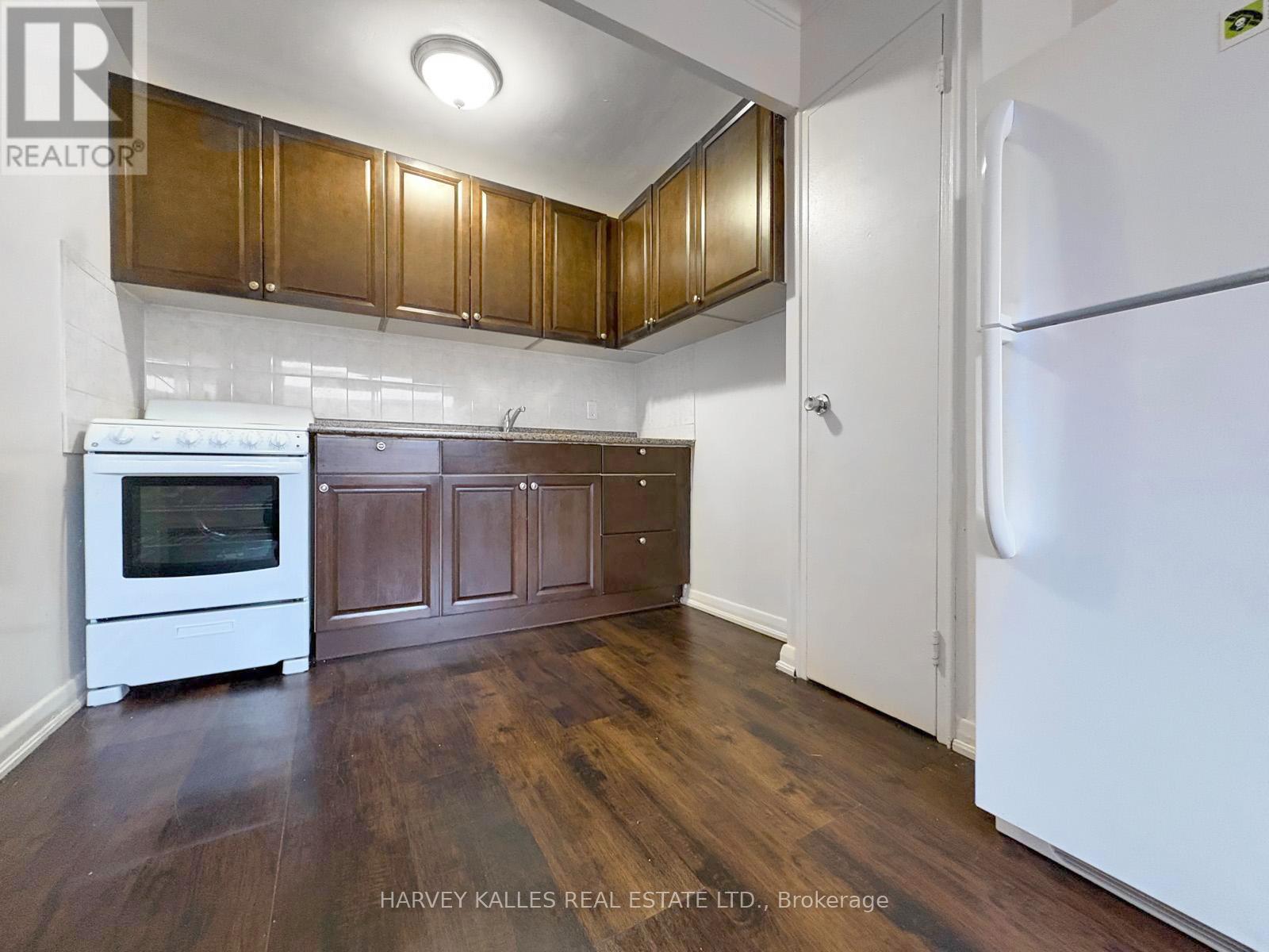 406 - 1490 EGLINTON AVENUE W