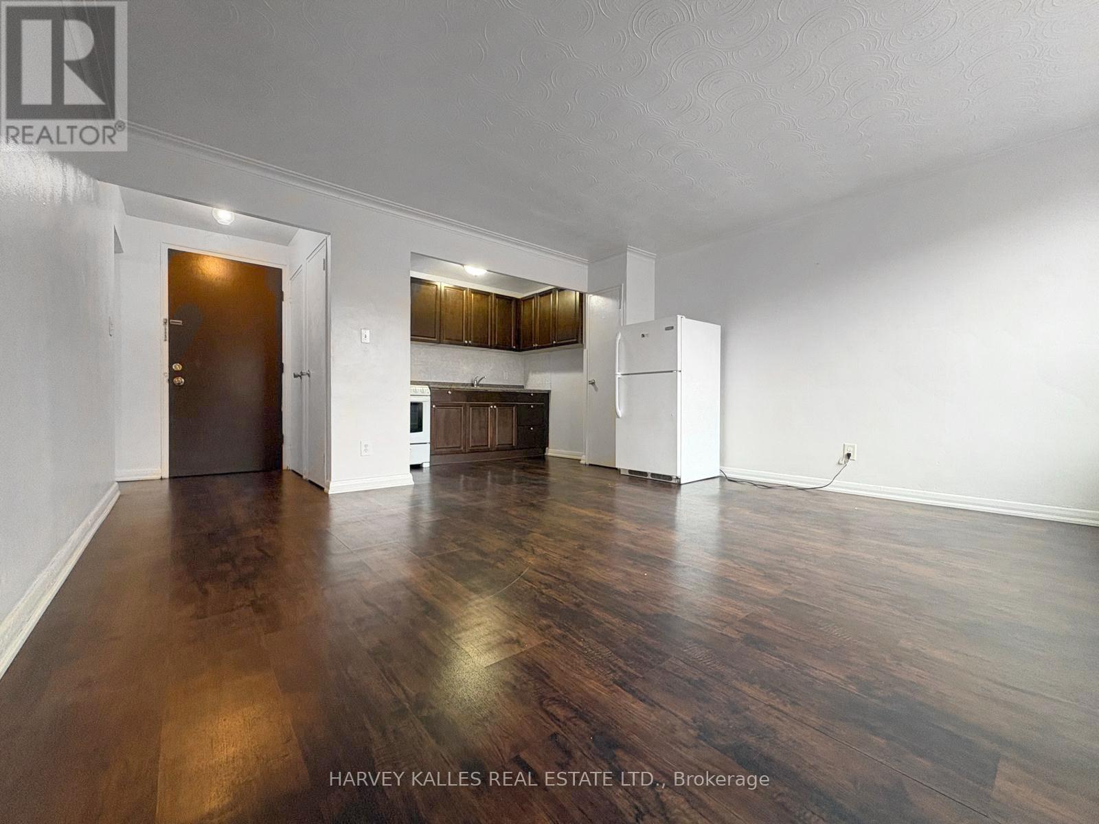 406 - 1490 EGLINTON AVENUE W