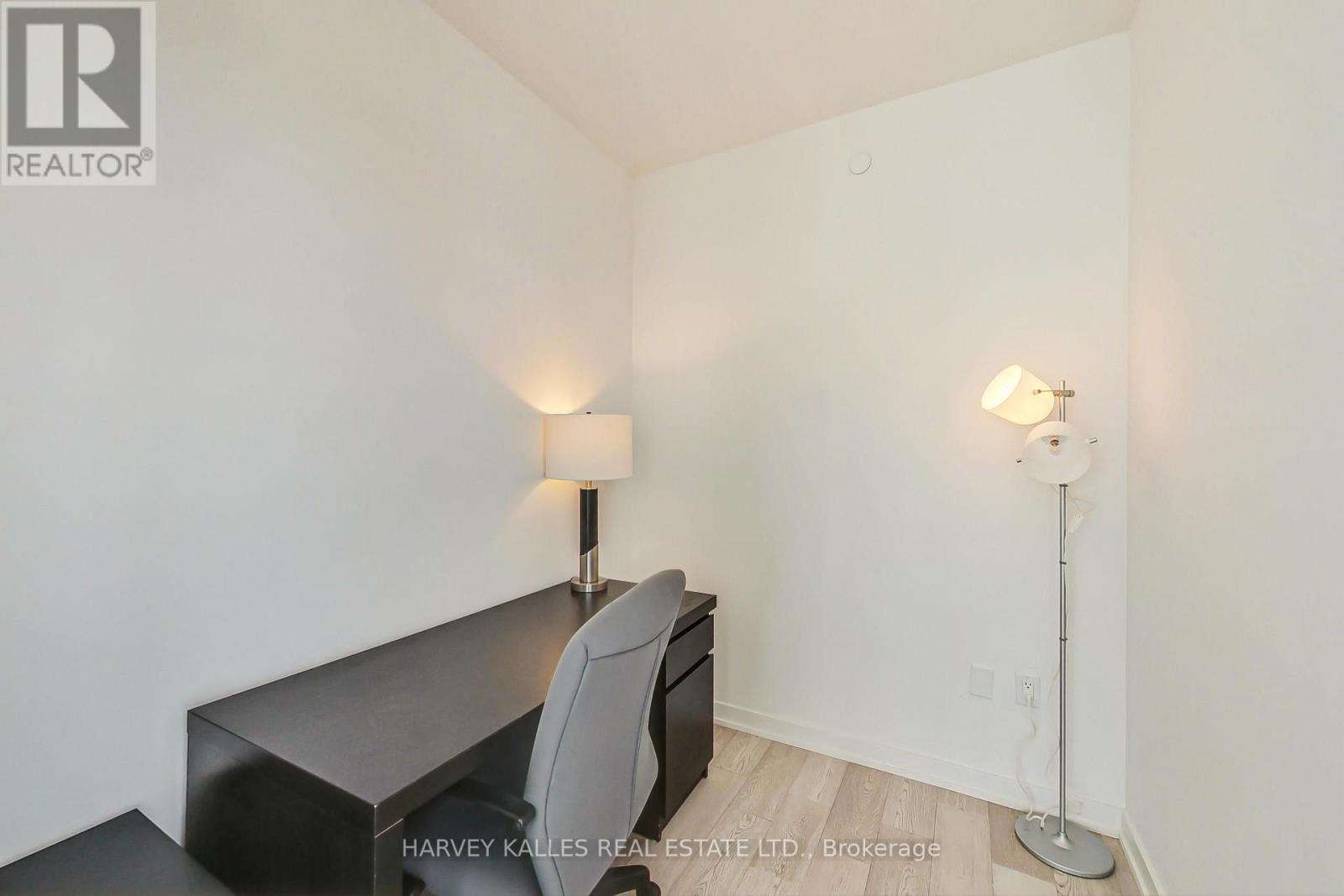 5410 - 3883 QUARTZ ROAD