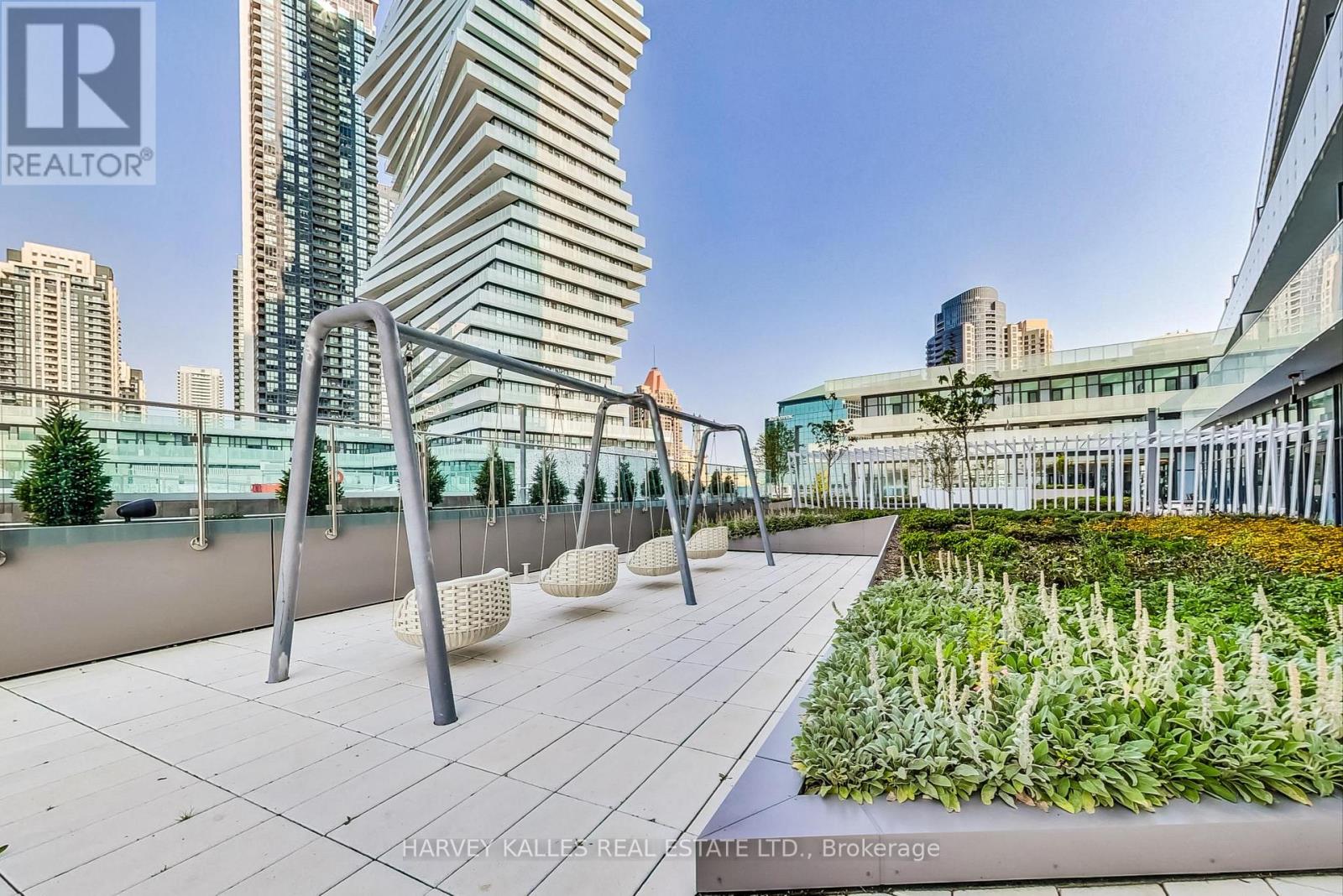 5410 - 3883 QUARTZ ROAD