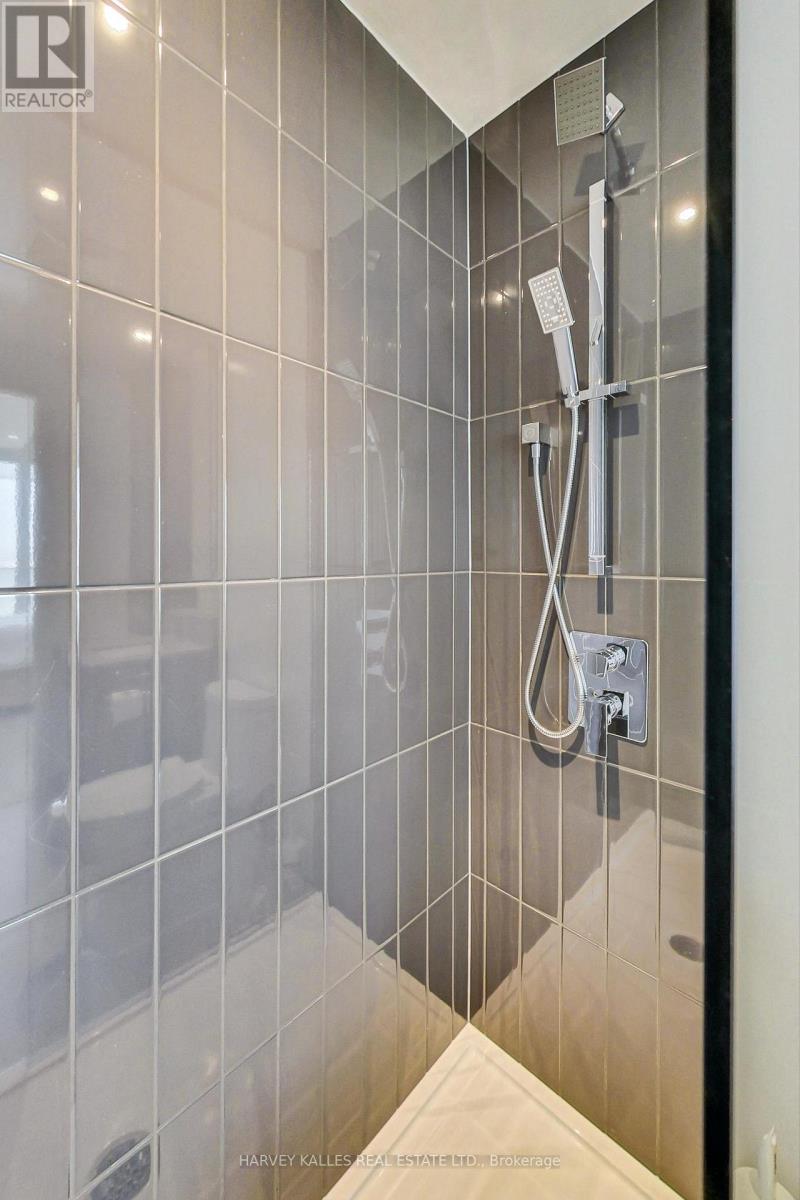 5410 - 3883 QUARTZ ROAD