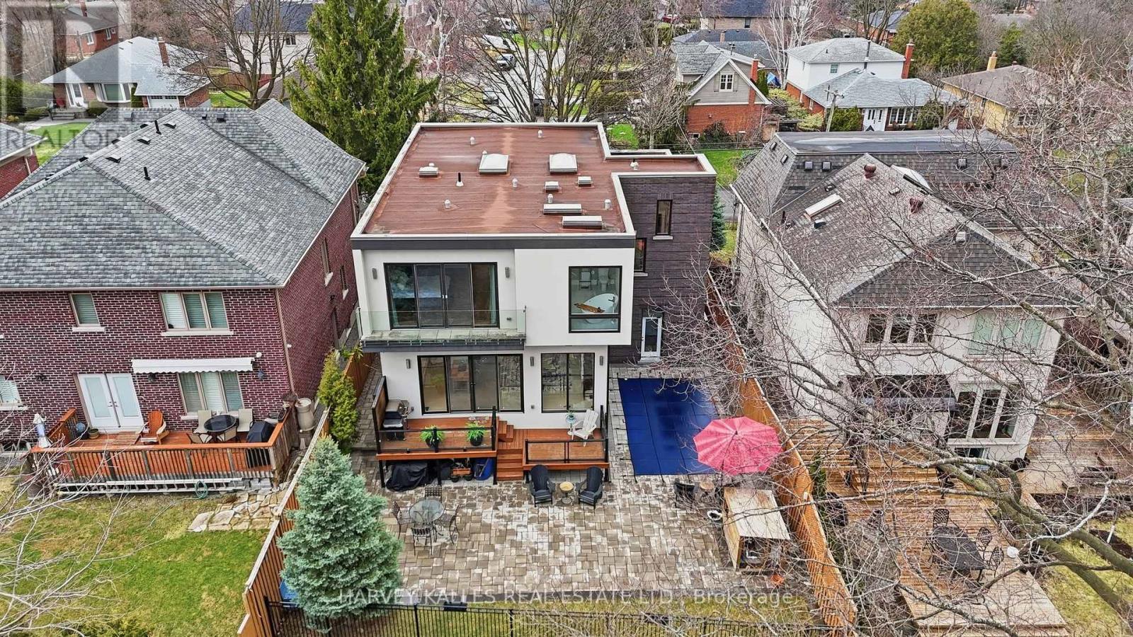 46 RAVENSCREST DRIVE