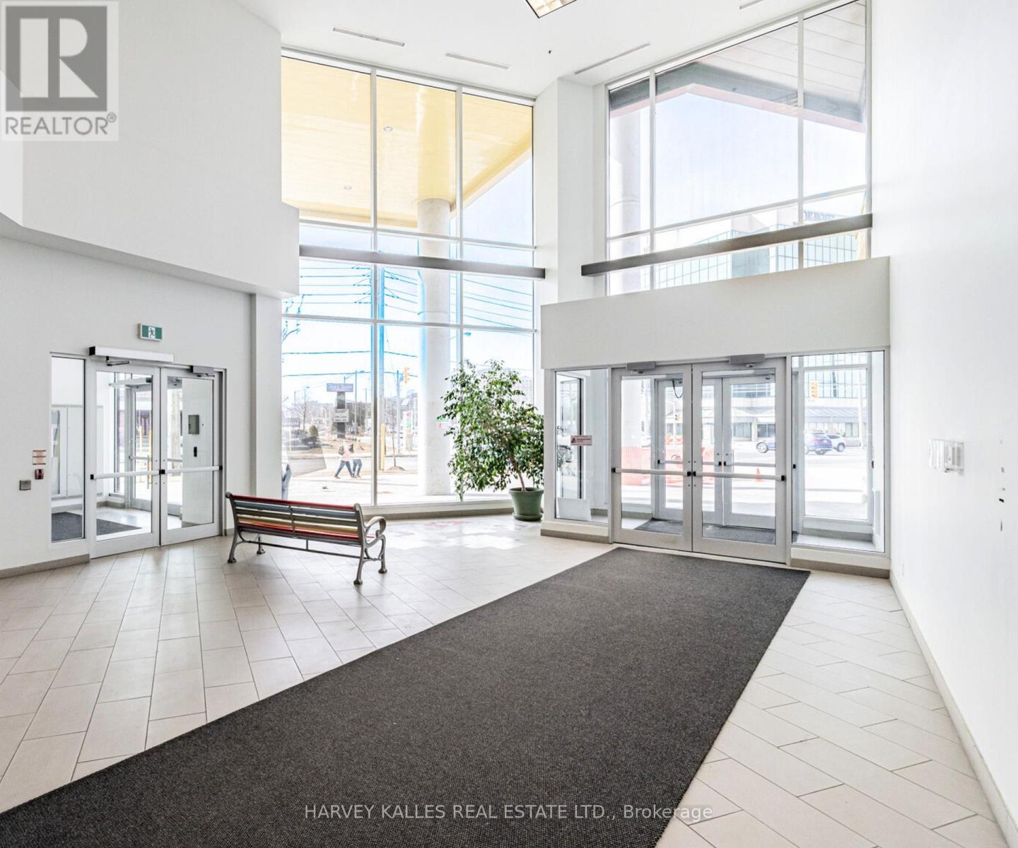 701 - 1275 FINCH AVENUE W