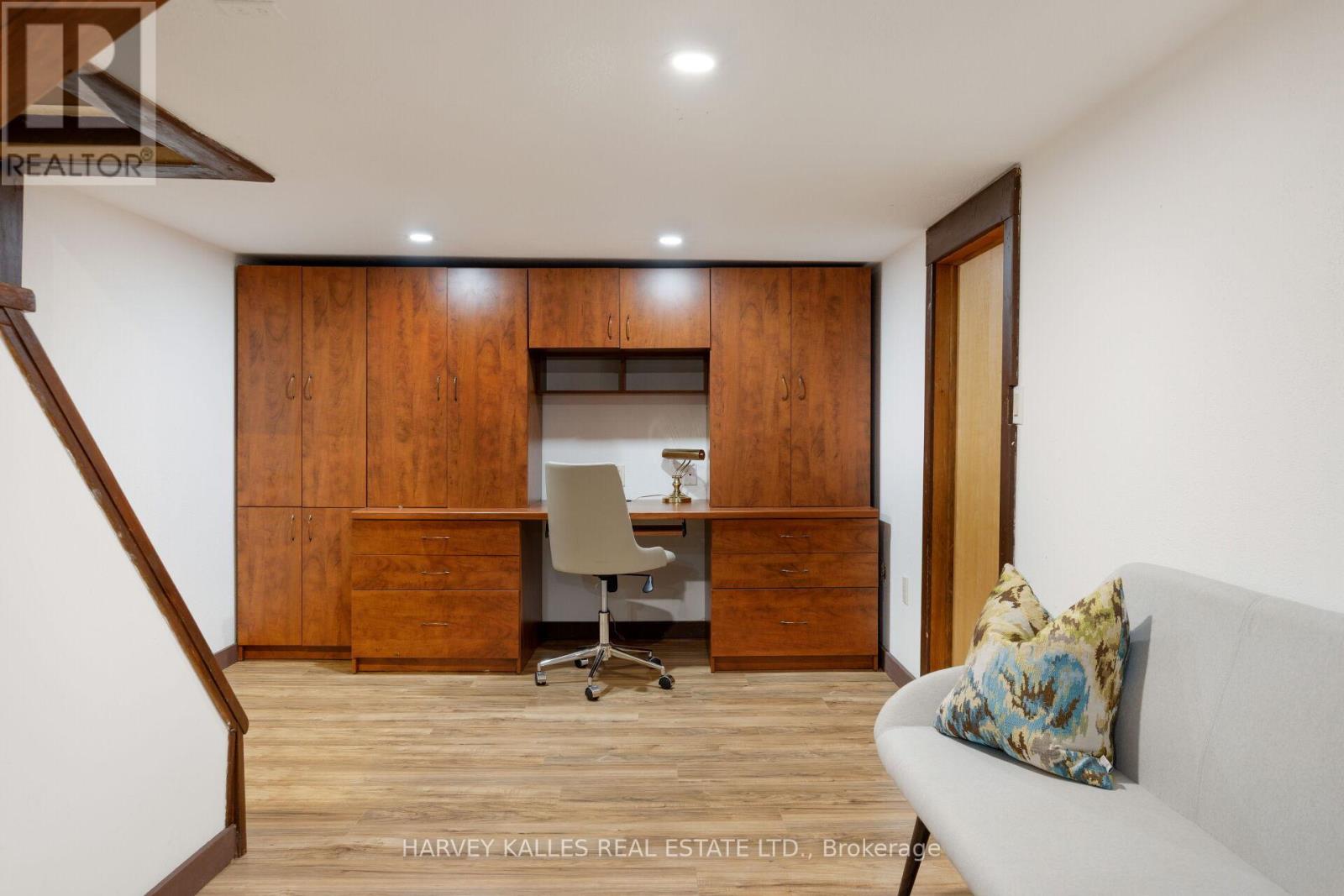 4 TWENTY THIRD STREET