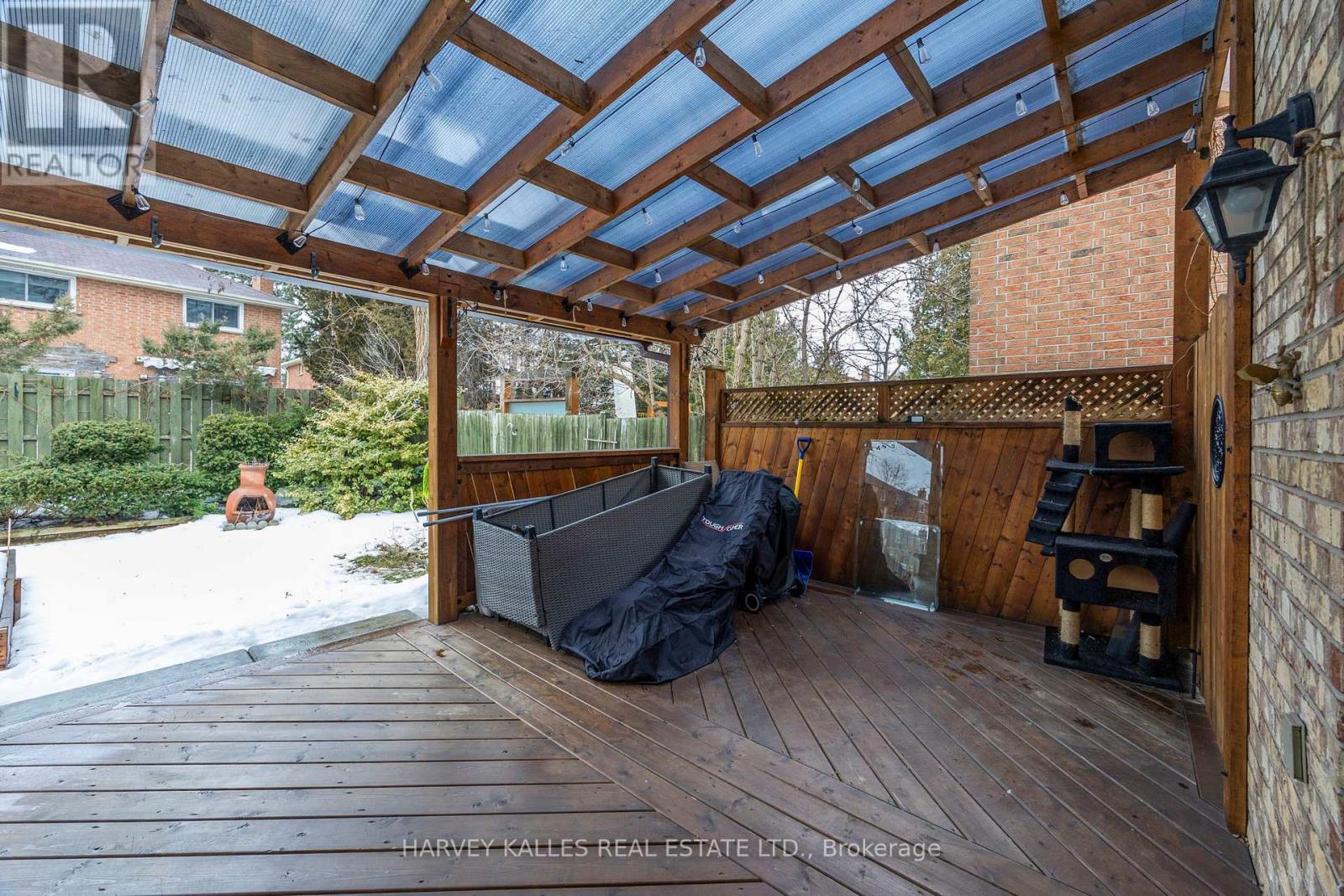 682 WILLOWBANK TRAIL
