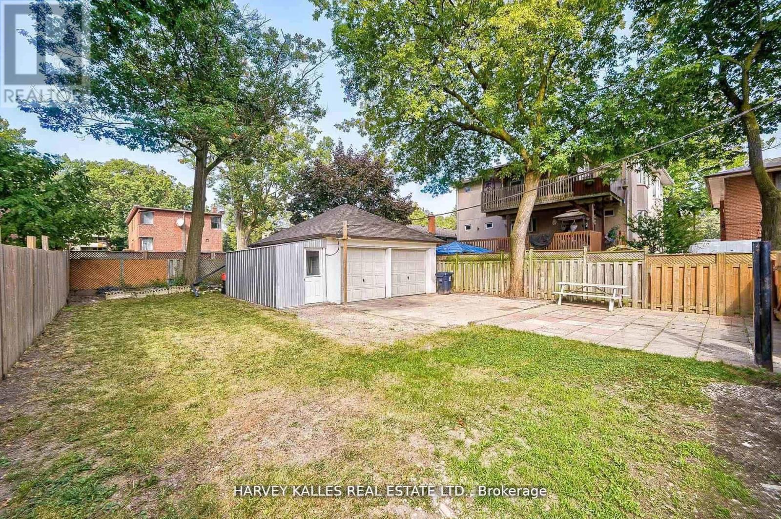 40 DOMINION ROAD