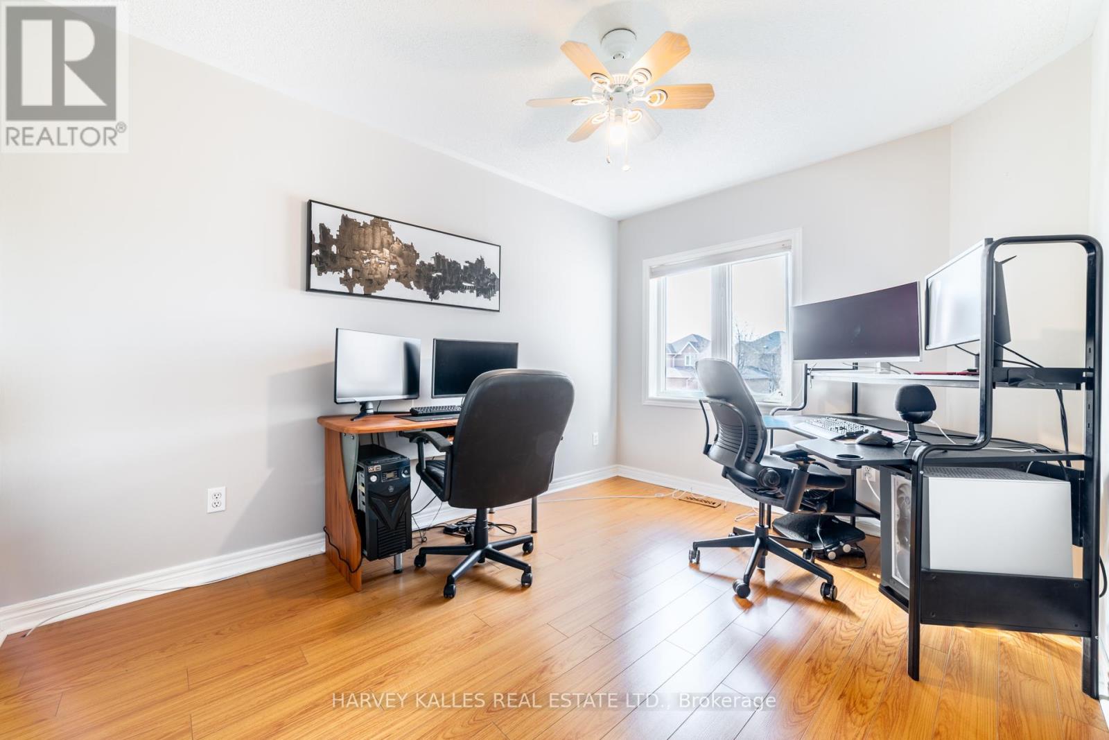 542 LEATHERLEAF DRIVE