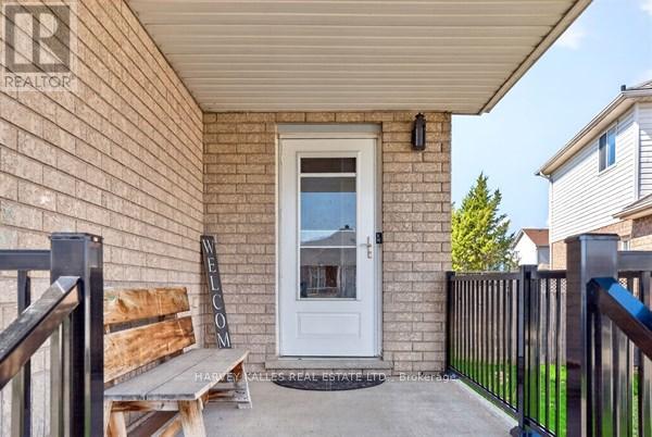 71 BEARDMORE CRESCENT