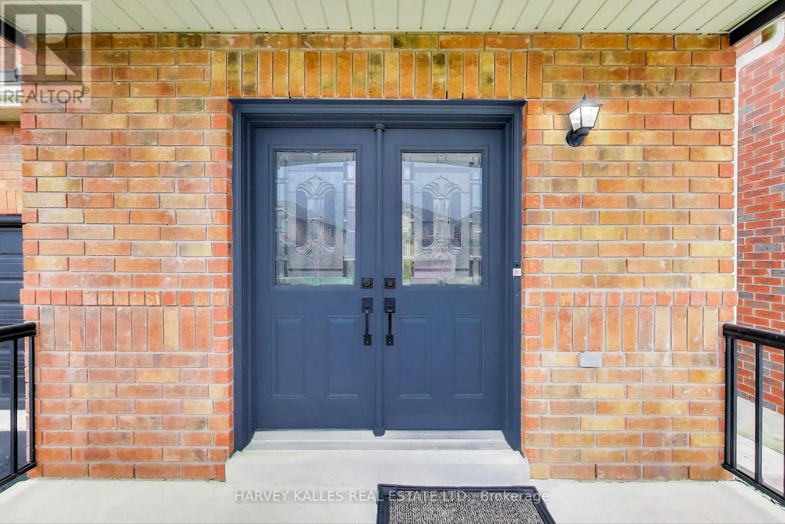 136 DEGRASSI COVE CIRCLE