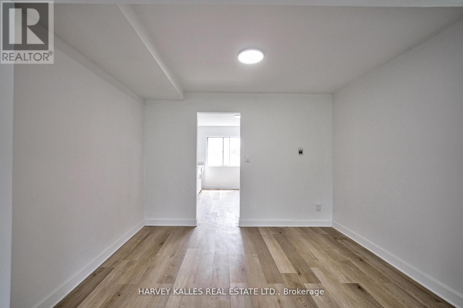 TH102 - 2012 SHEPPARD AVENUE W