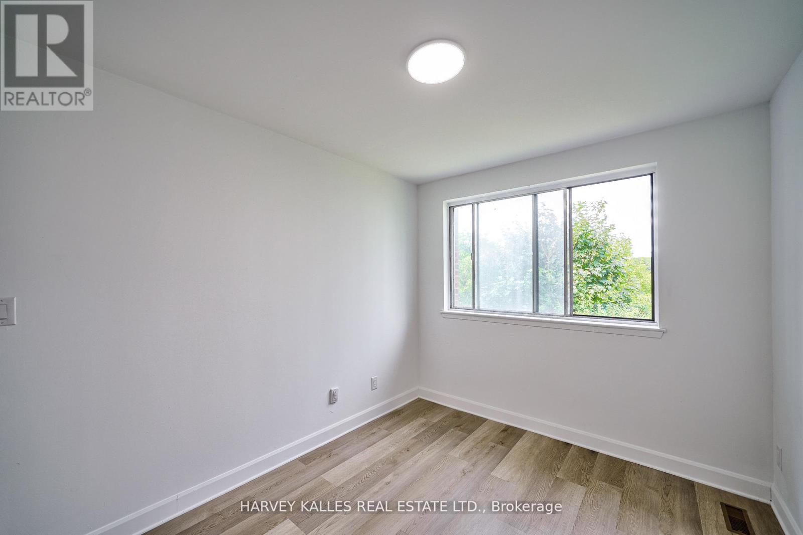 TH102 - 2012 SHEPPARD AVENUE W