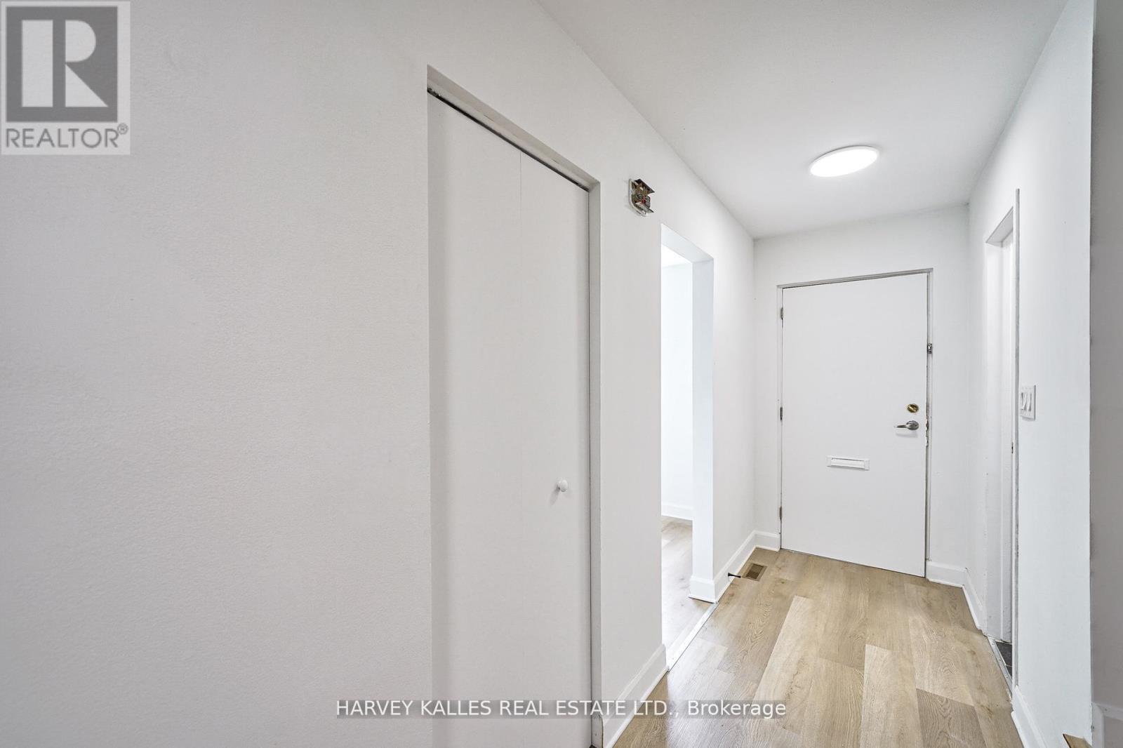 TH102 - 2012 SHEPPARD AVENUE W