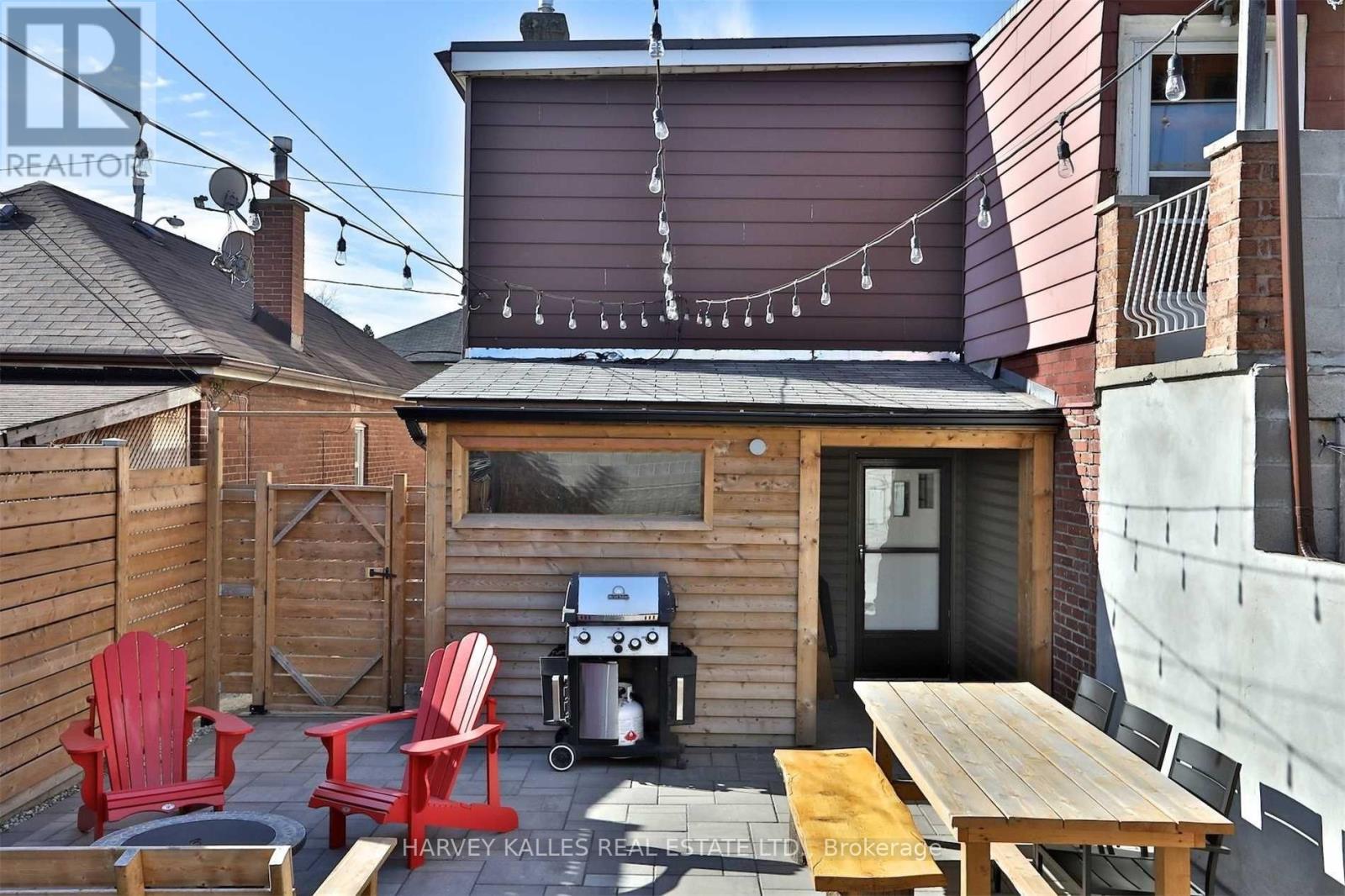 125 KANE AVENUE