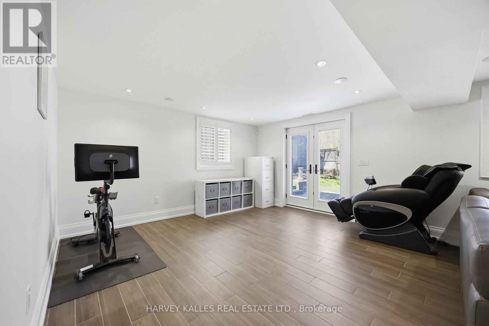 27 ASHLEY PARK ROAD