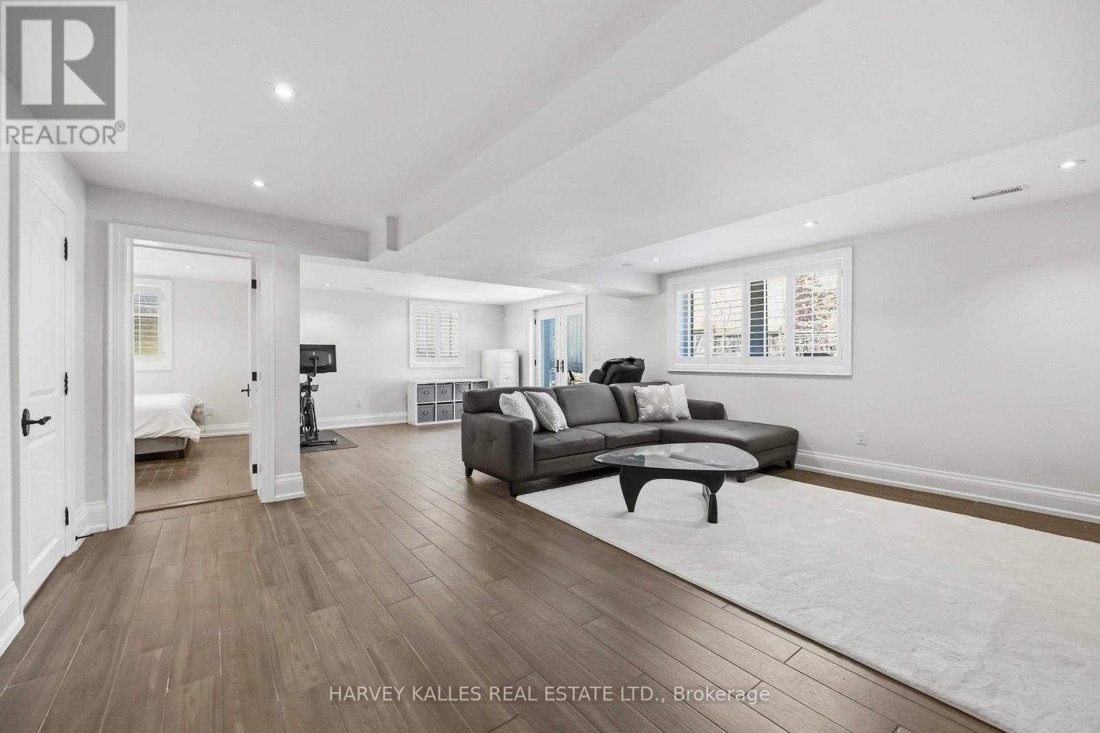 27 ASHLEY PARK ROAD