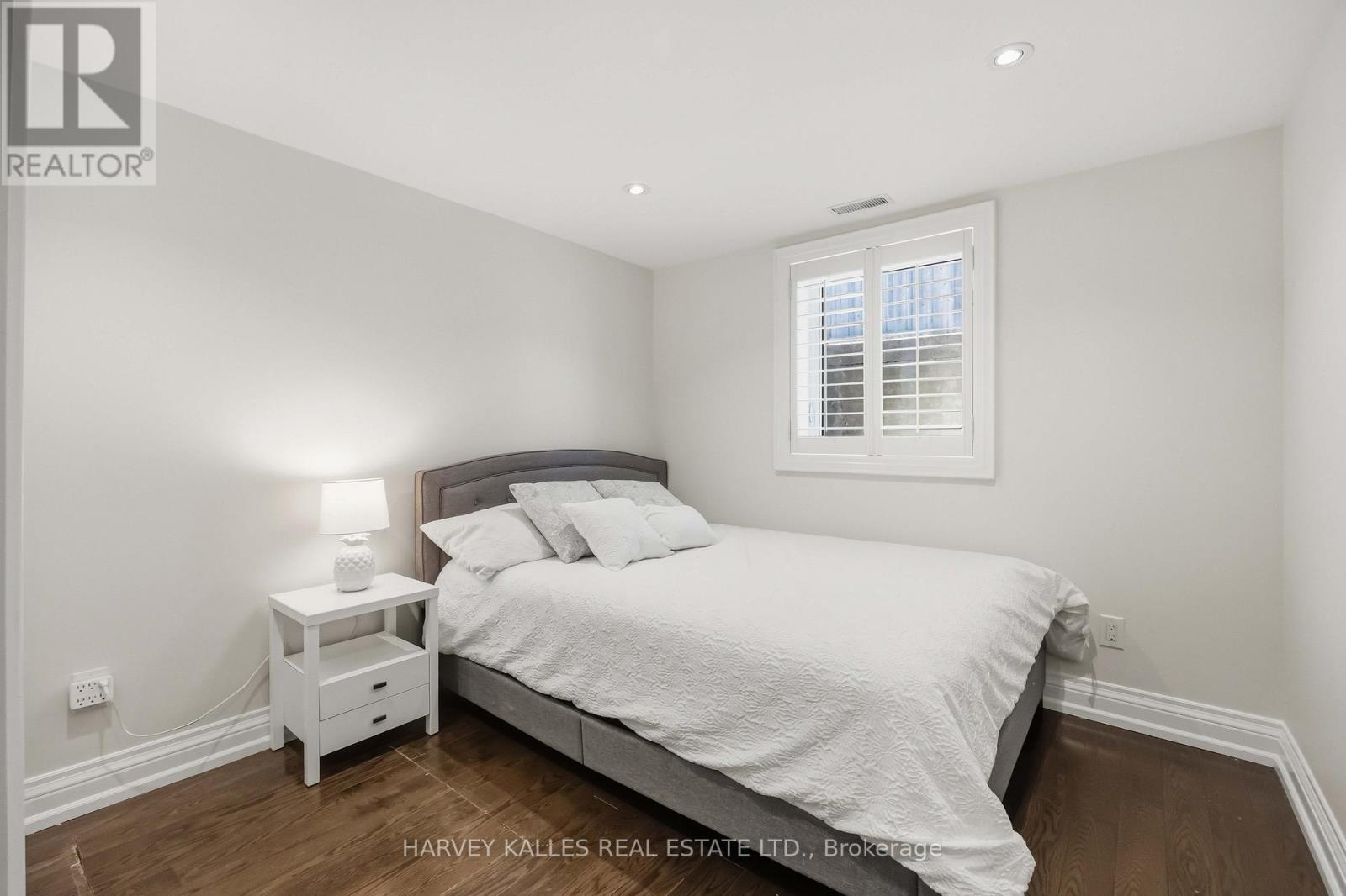 27 ASHLEY PARK ROAD