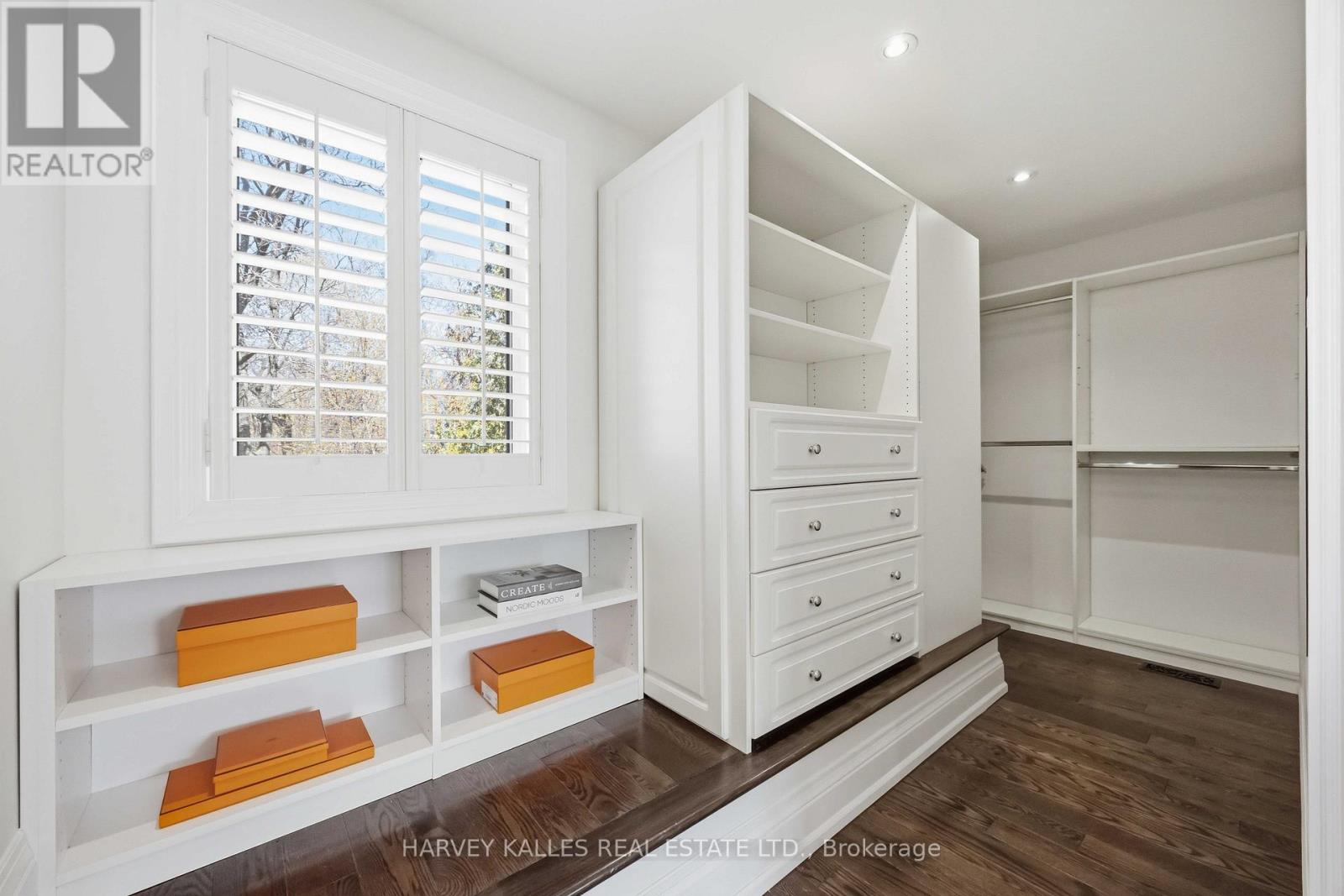 27 ASHLEY PARK ROAD