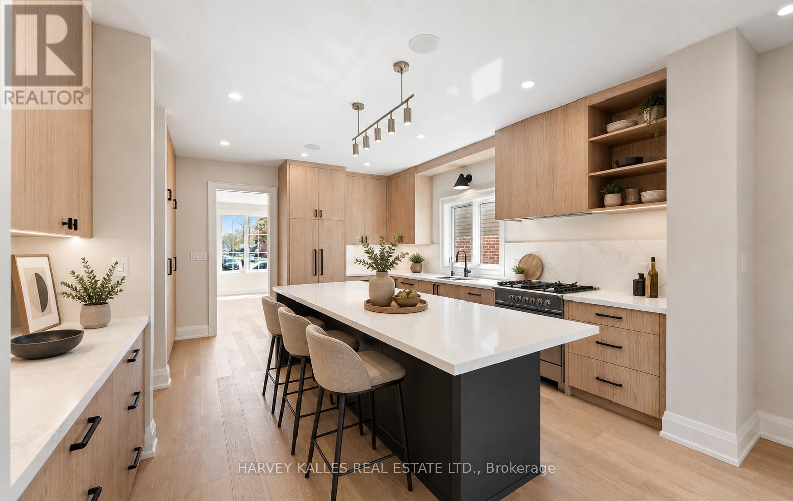 94 PRINCE EDWARD DRIVE S