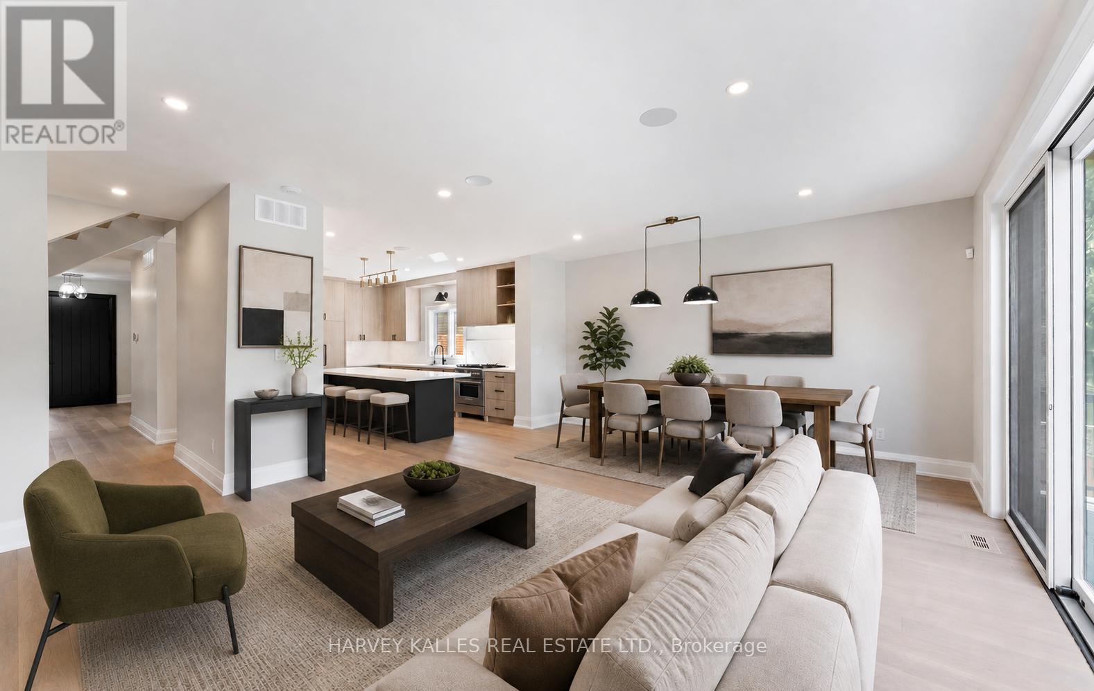 94 PRINCE EDWARD DRIVE S