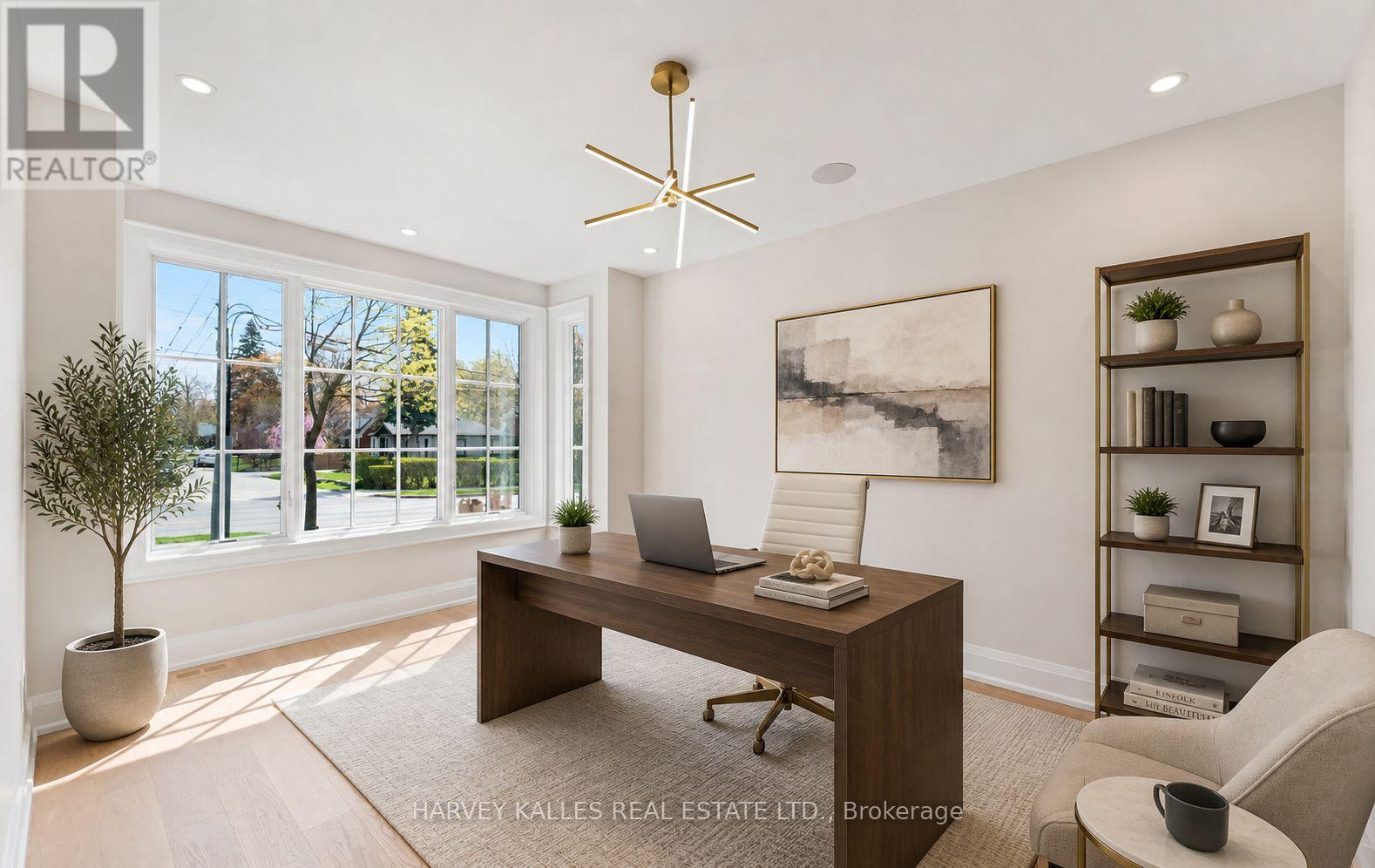 94 PRINCE EDWARD DRIVE S