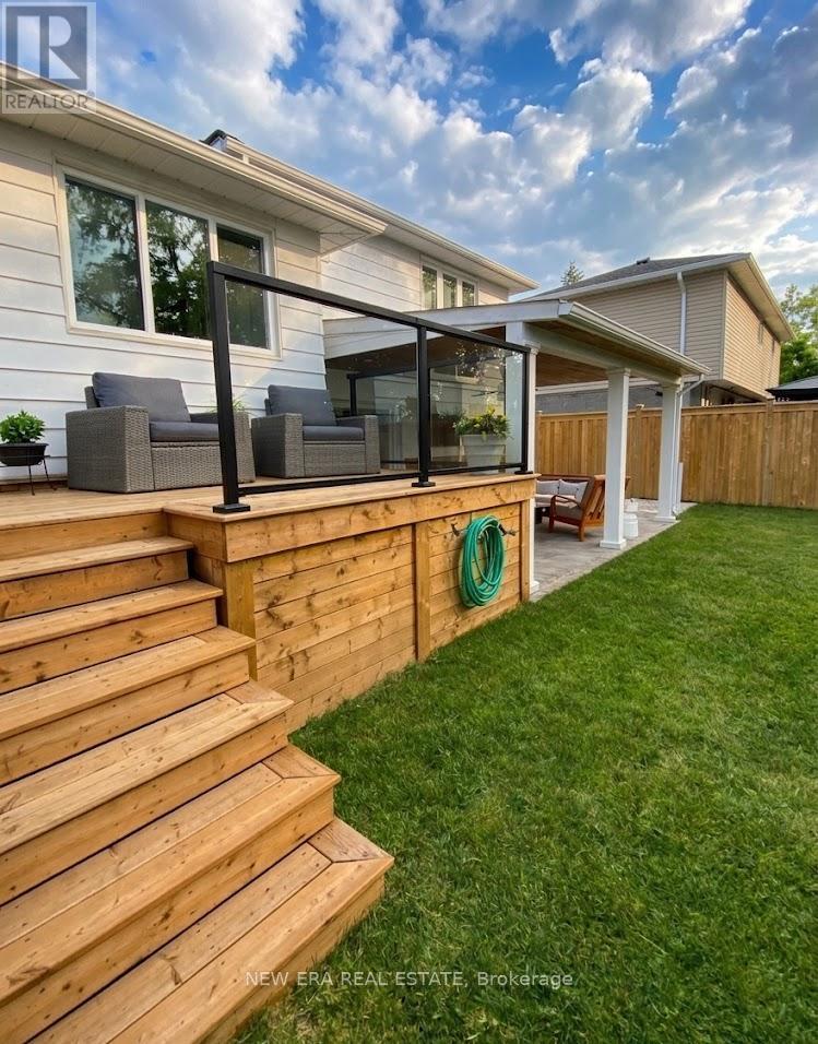 2611 TRUSCOTT DRIVE