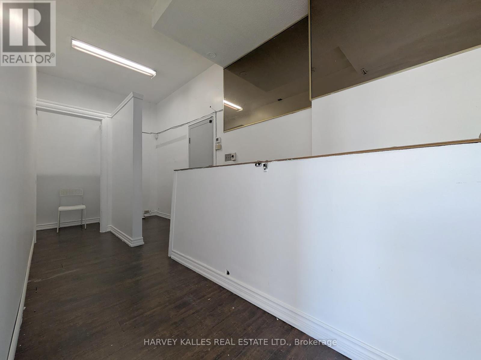 3811 LAKE SHORE BOULEVARD W